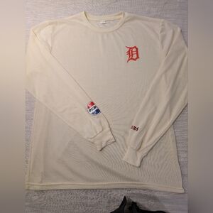 Detroit Tigers Lightweight Long Sleeve Shirt || Mens XL